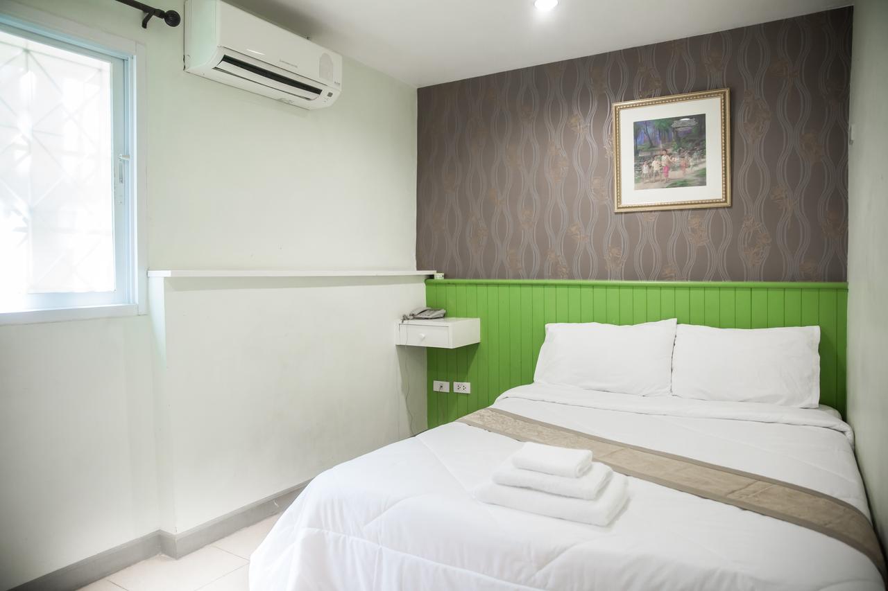 Nine Inn @ Town Phuket Extérieur photo