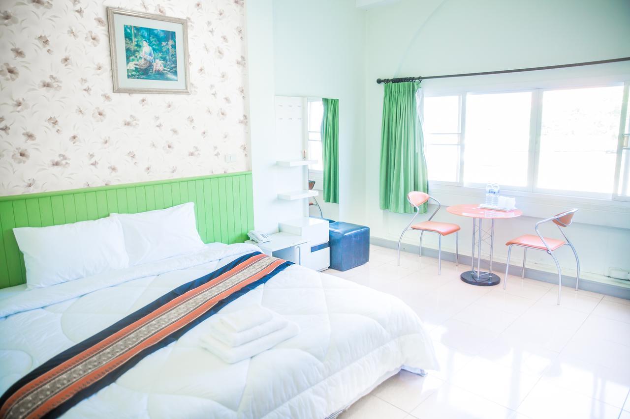 Nine Inn @ Town Phuket Extérieur photo