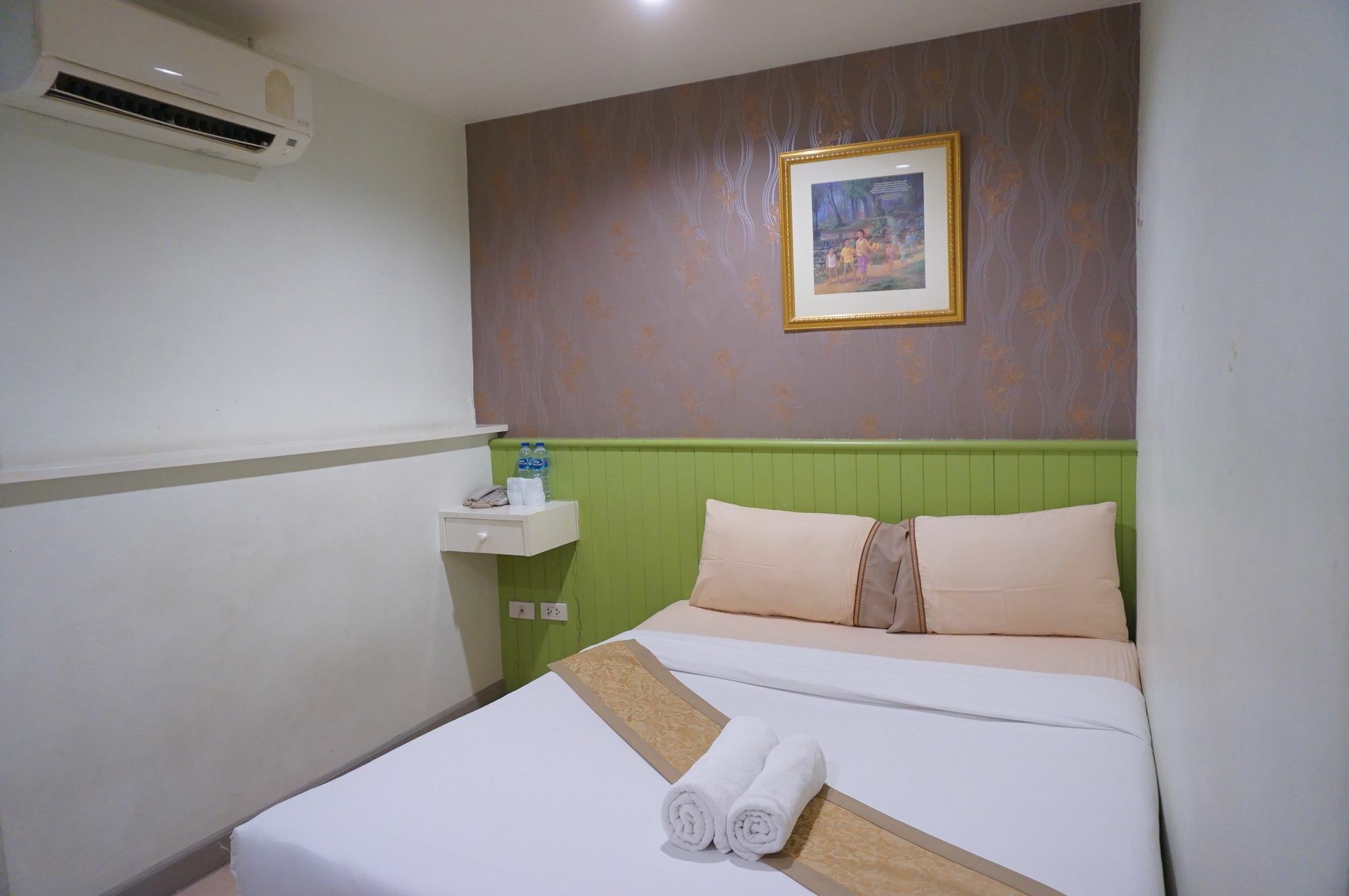 Nine Inn @ Town Phuket Extérieur photo